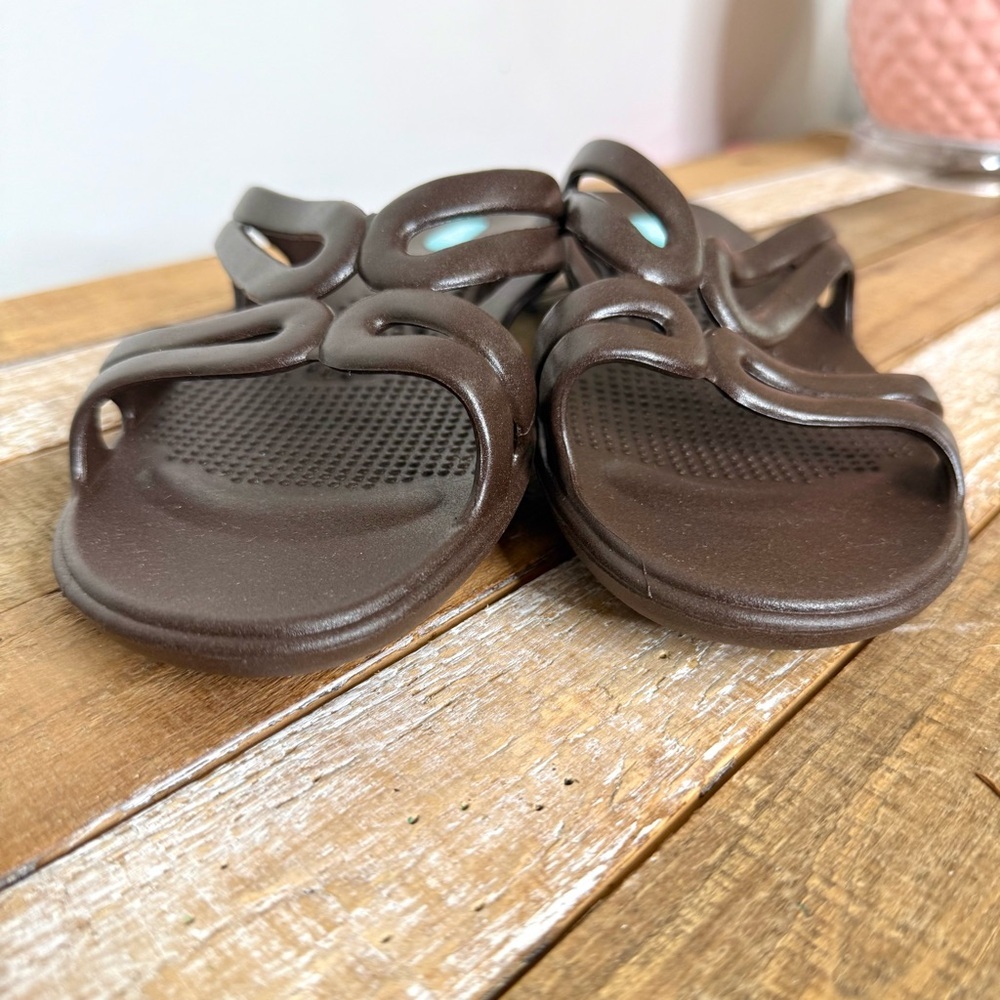 OKA b. Women's Brown Slide Slip on  Waterproof Sandals Size Large - Picture 7 of 12